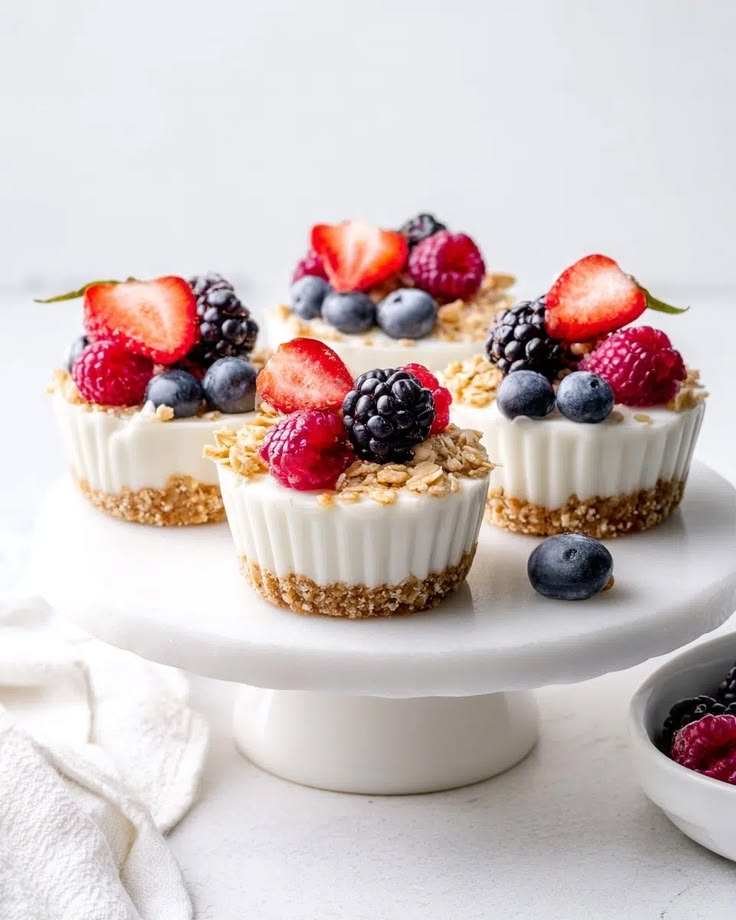 Frozen Yogurt Granola Cups
