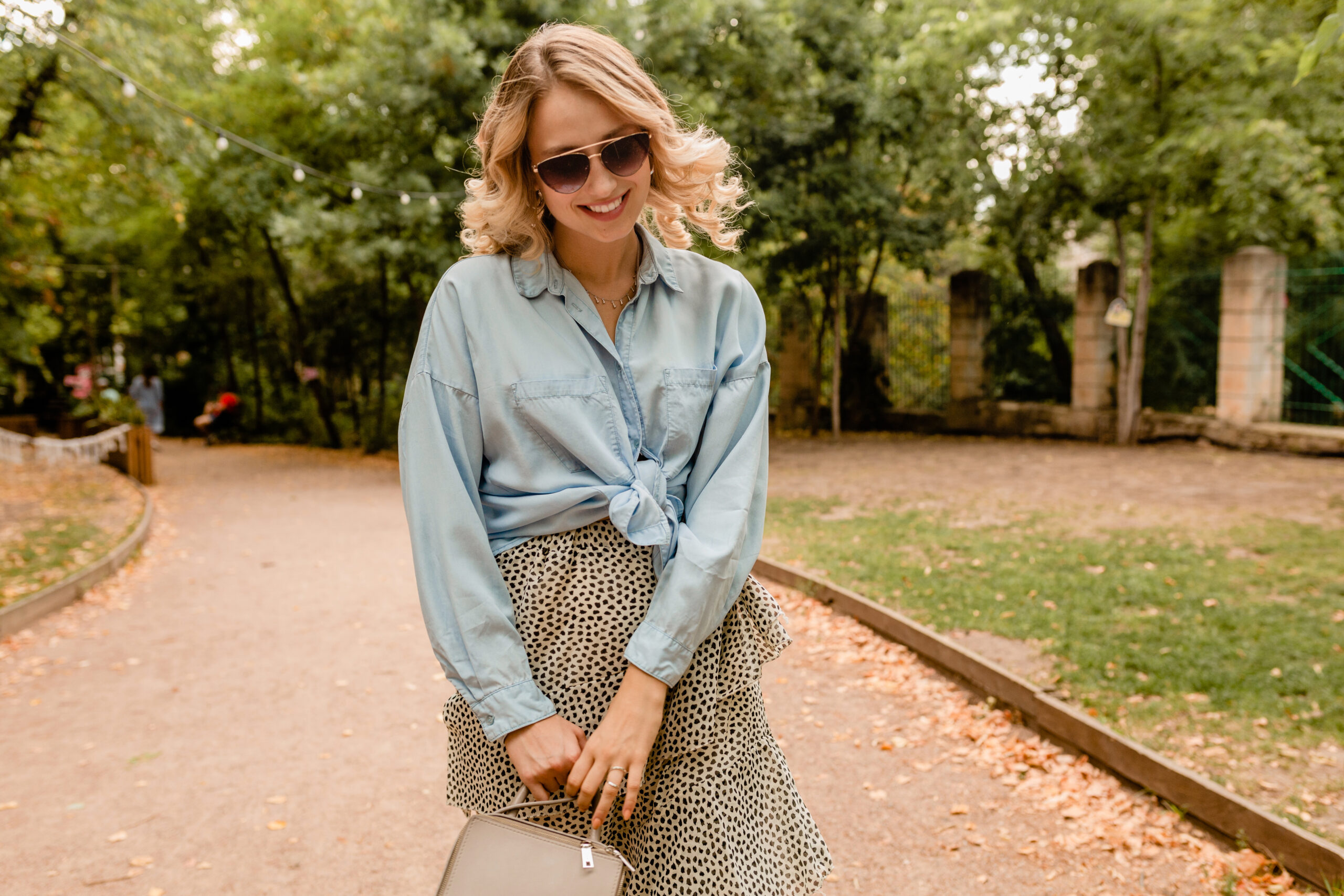 casual chic spring outfits for women over 30